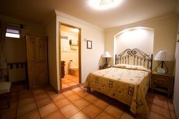 Hotel Hacienda Del Sol