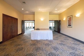 Hotel Red Lion River Inn