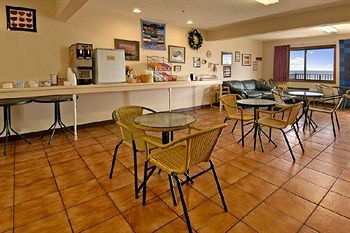 Hotel Bavarian Haus Lakefront Inn