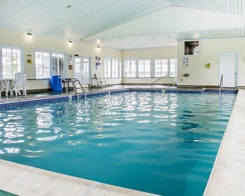 Hotel K Royale Lakefront Inn