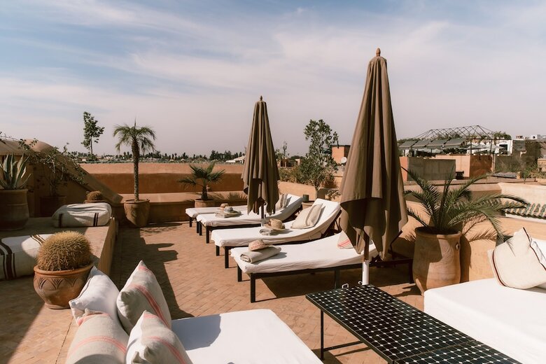 Riad K