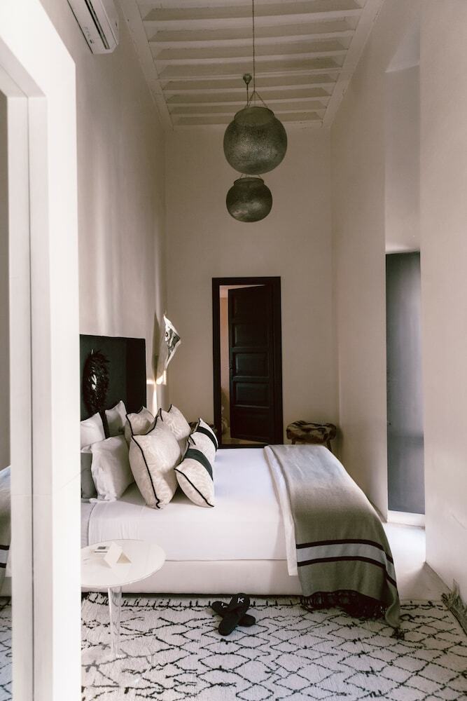 Riad K