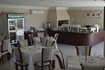 Hotel Lakeview Guest House & Conference Centre