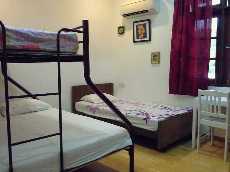 Bed & Breakfast Baan Talay Homestay By The Beach