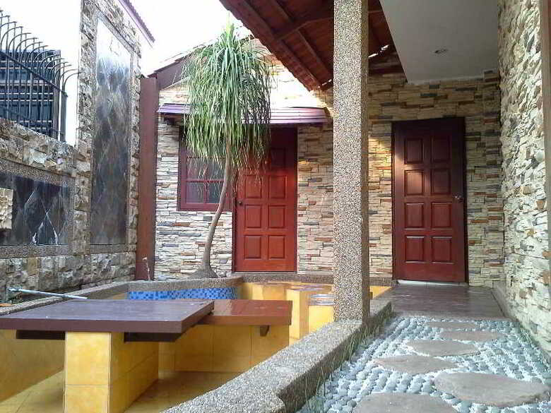 Bed & Breakfast Baan Talay Homestay By The Beach