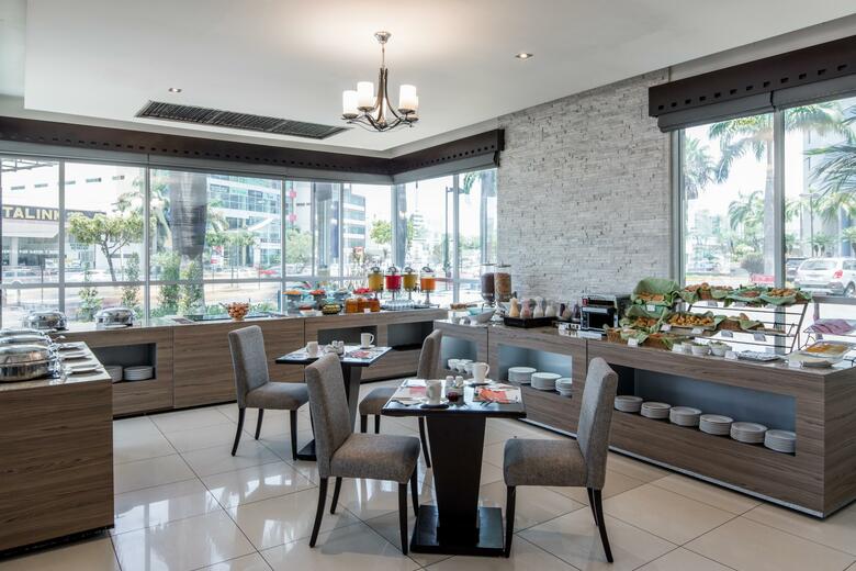 Hotel Wyndham Garden Guayaquil