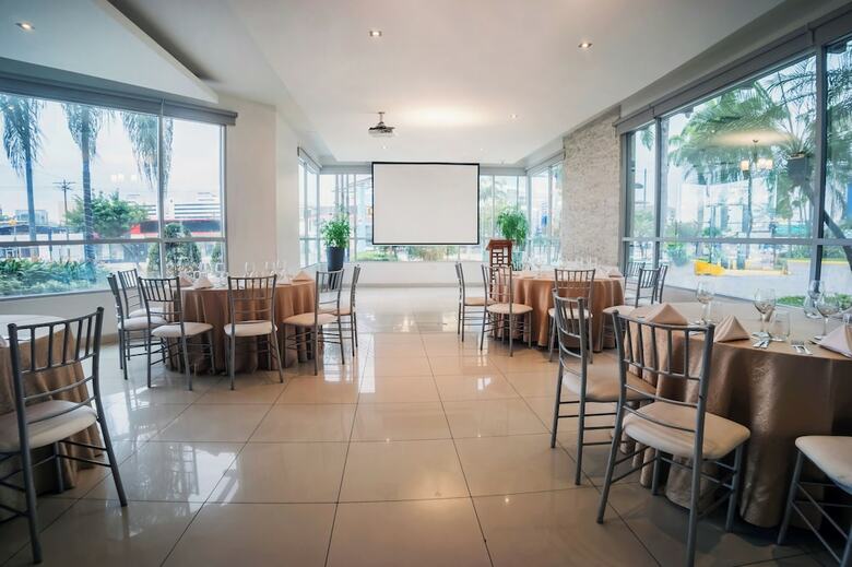 Hotel Wyndham Garden Guayaquil
