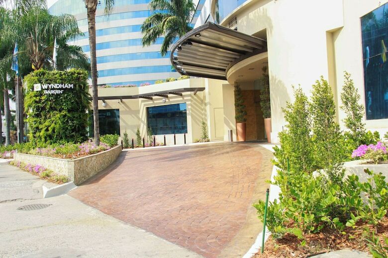 Hotel Wyndham Garden Guayaquil