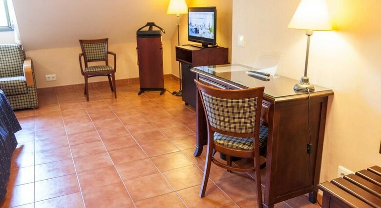 Hospedium Hotel Los Lanceros