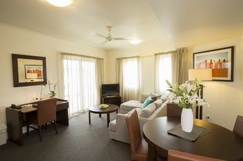 Aparthotel Quality Advance Apartments