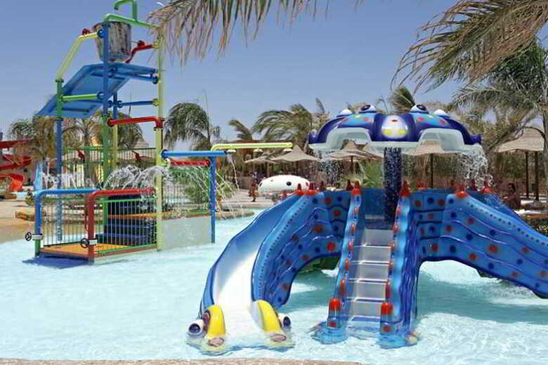 Hotel The Three Corners Sea Beach Resort