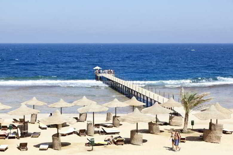 Hotel The Three Corners Sea Beach Resort