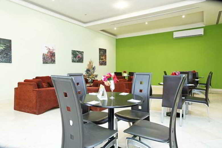 Hotel The Three Corners Sea Beach Resort