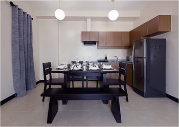 Aparthotel Home Edge Accommodations @ Tivoli Garden Residences