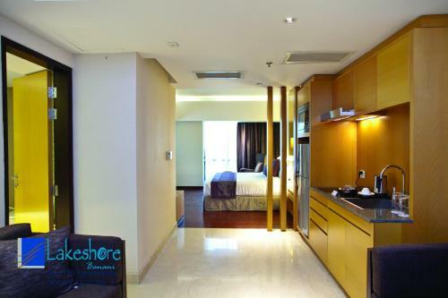 Hotel Lakeshore Banani