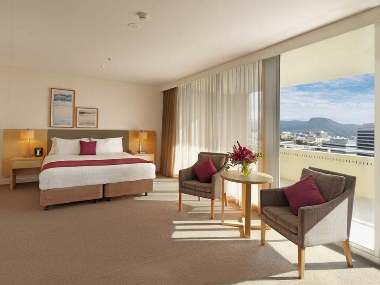 Sage Hotel Wollongong