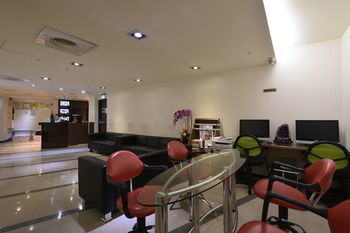 Green World New World Hotel