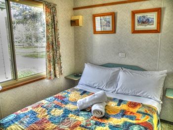 Lake Hamilton Motor Village & Caravan Park