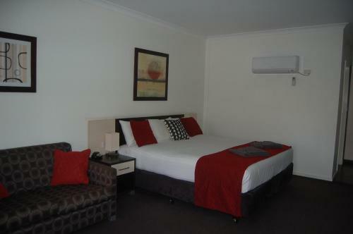 Horsham Mid City Court Motel