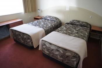 Bks Egmont Motor Lodge