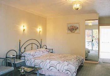 Ashleigh Court Motel