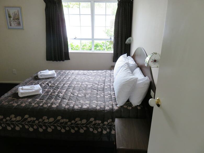 Hotel Admirals Motor Lodge