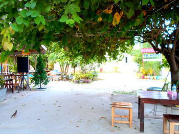 Hotel P.k. House Bungalow