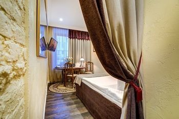 Pushka Inn Hotel