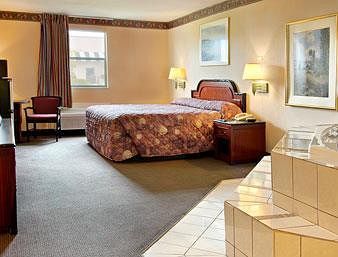 Hotel Ramada Limited Lake City