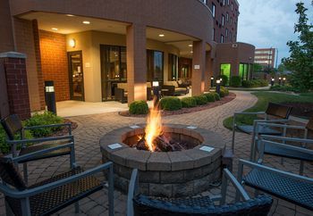 Hotel Courtyard By Marriott Cincinnati North At Union Centre