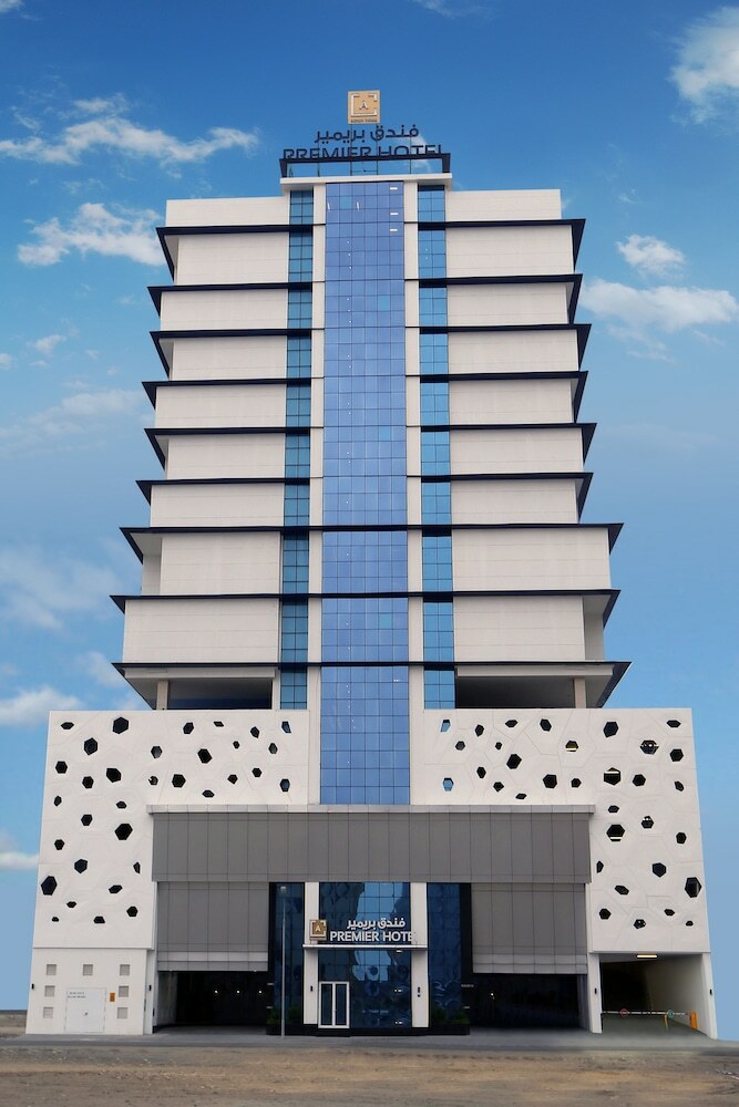 Atiram Premier Hotel