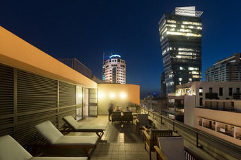 Lily & Bloom Hotel