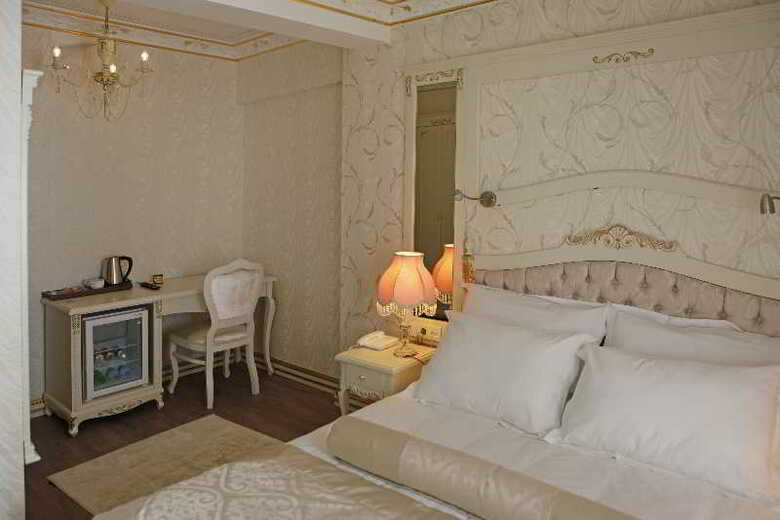 Leyenda Hotel