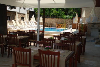 Urcu Hotel