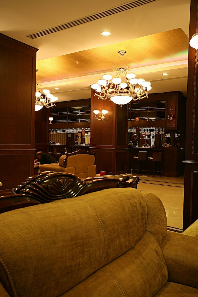 Latanya Palm & Spa Hotel