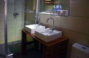 Hotel Harmony Home