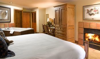 Hotel Rusty Parrot Lodge And Spa