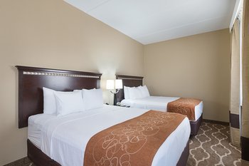 Hotel Comfort Suites Beachside