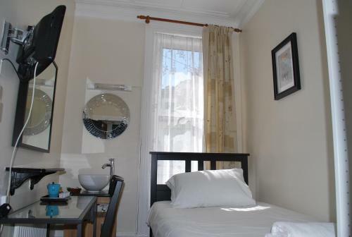 Hotel Millifont Guest House