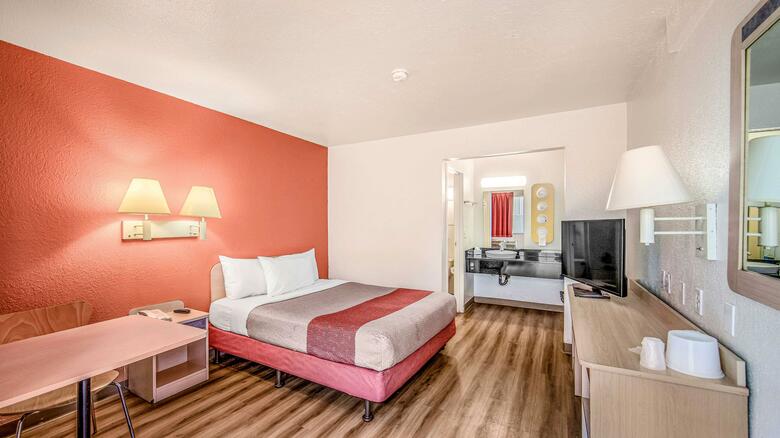Motel 6 Eureka