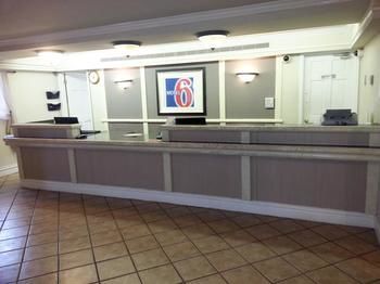 Hotel Motel 6 Monroe