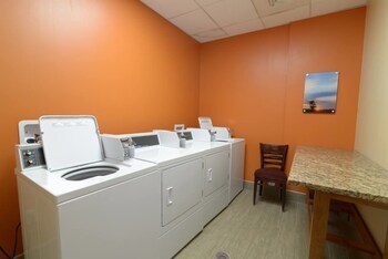 Hotel Comfort Inn And Suites