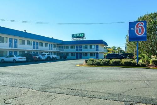 Motel 6 Russellville Ar