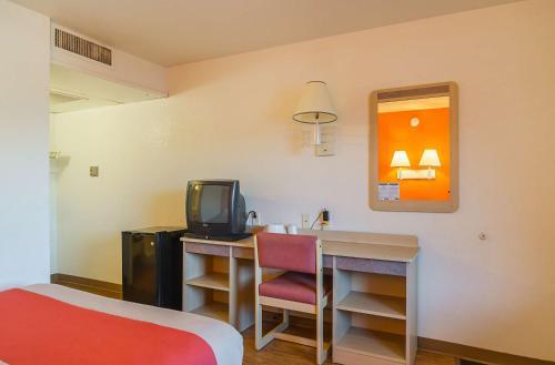 Motel 6 Russellville Ar