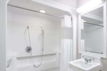 Hotel Baymont Inn And Suites Cambridge