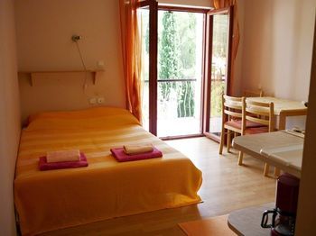 Hotel Apartments Karacic