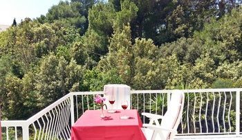 Hotel Apartments Karacic