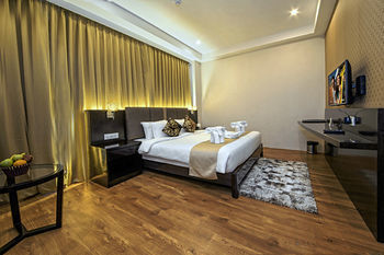 Hotel The Fern Residency Kolkata