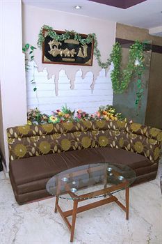 Hotel Rushabh Home
