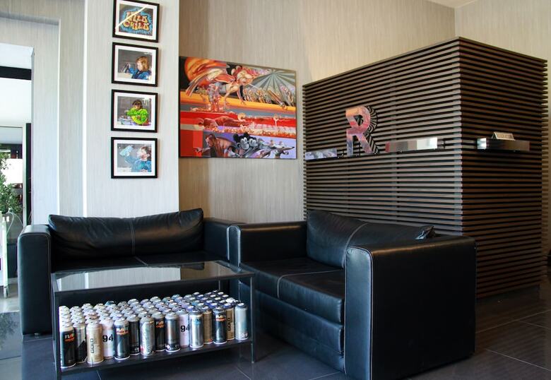 Rise Street Art Hotel Larnaca